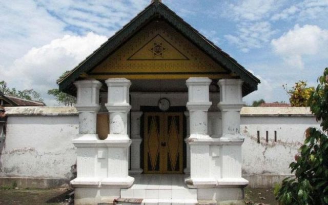 makam fenomenal di jogja