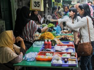 pasar kaget kauman