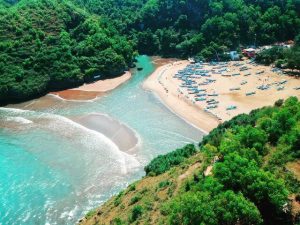 pantai baron gunungkidul