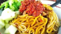 mie ayam mekaton