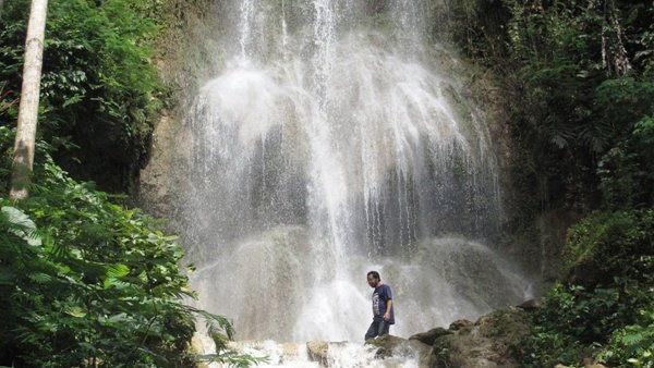 air terjun setawing