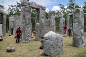 stonehenge cangkringan