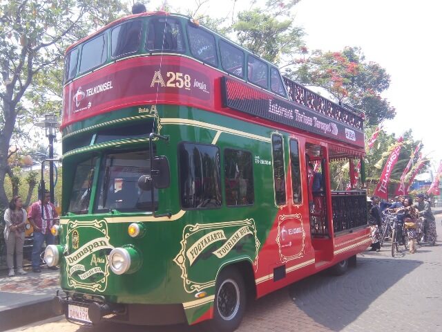 bus domapan jogja