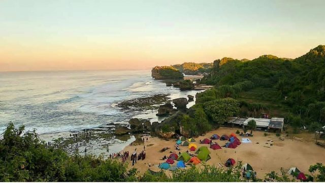 pantai ngrumput jogja