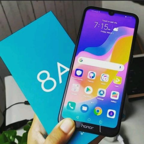 honor 8a