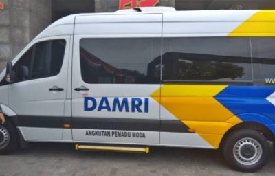 bus malioboro ke candi borobudur