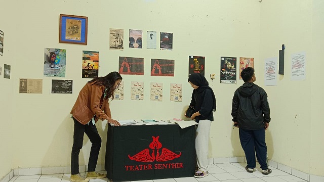 Teater Senthir UMBY