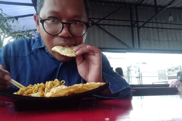 makan mie jatuh hati