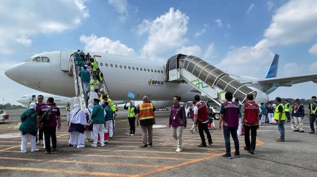 jadwal kepulangan jamaah haji embarkasi Solo 2025