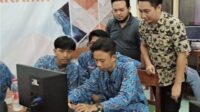 platform iot di sekolah